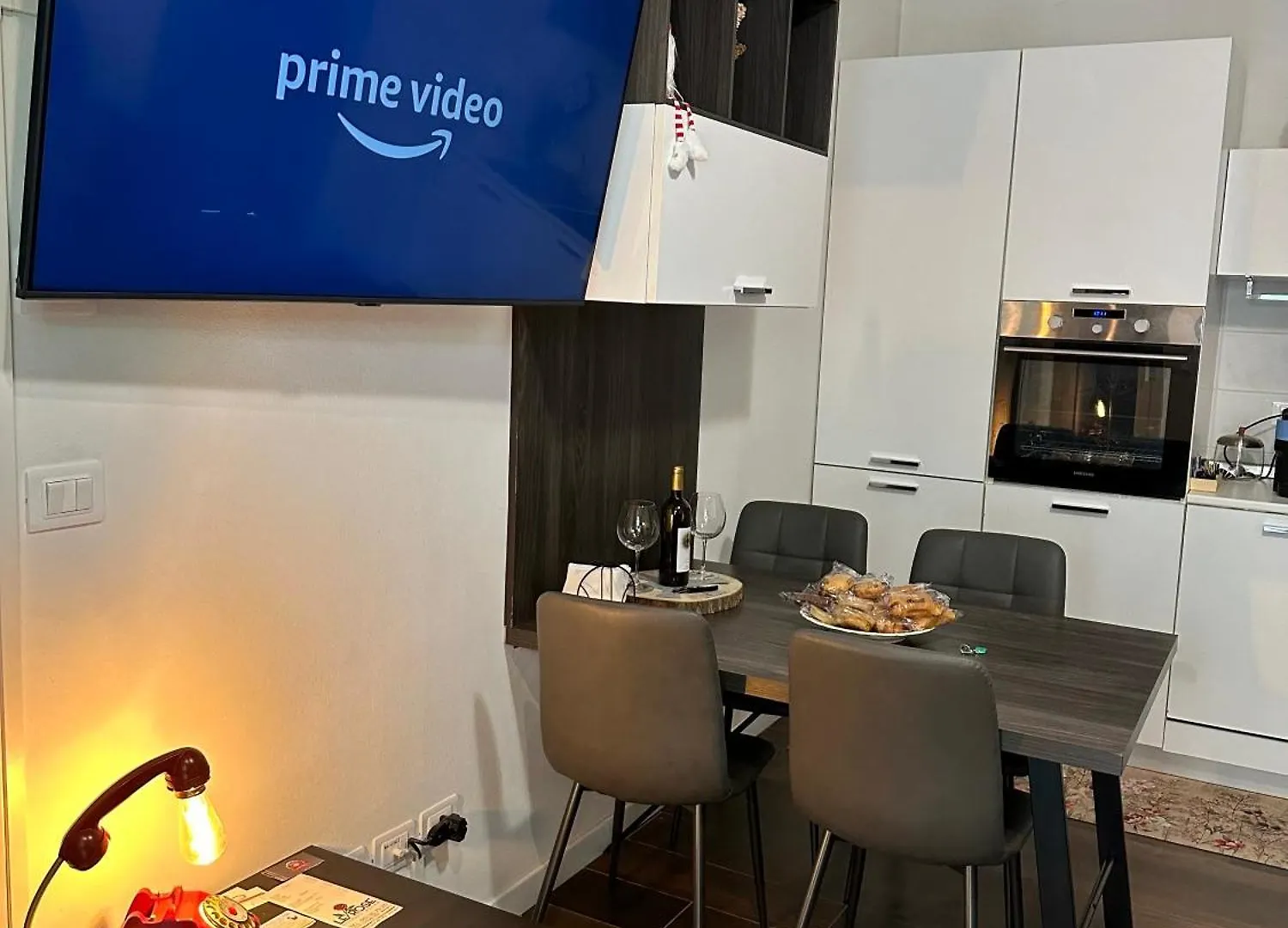 Axi House Apartment Bologna 0*,